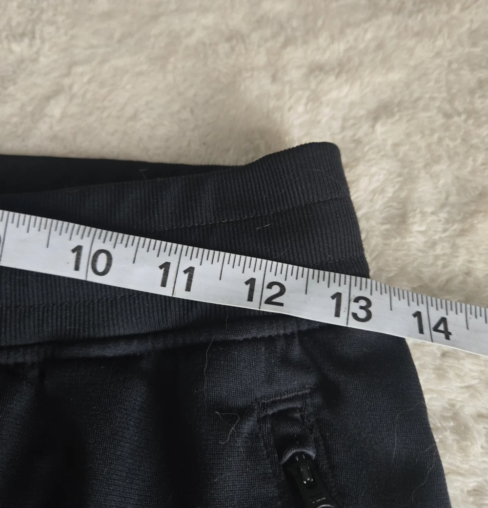 Under Armour Black Pants - Picture 7 of 11